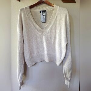 NWT Lulu's Khaki Heathered Crop Vneck Long Sleeve Knit Sweater Womens Size M